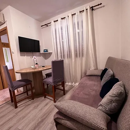 Toni Privlacka 32 Apartman *