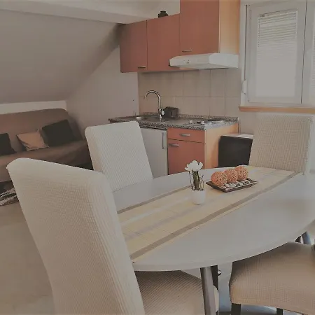 Apartman Toni Privlacka 32